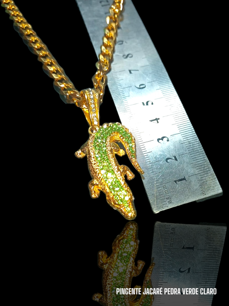 JACARÉ COM STRASS VERDE CLARO